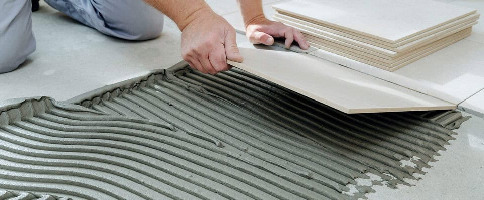 مزایا و معایب استفاده از انواع چسب کاشی