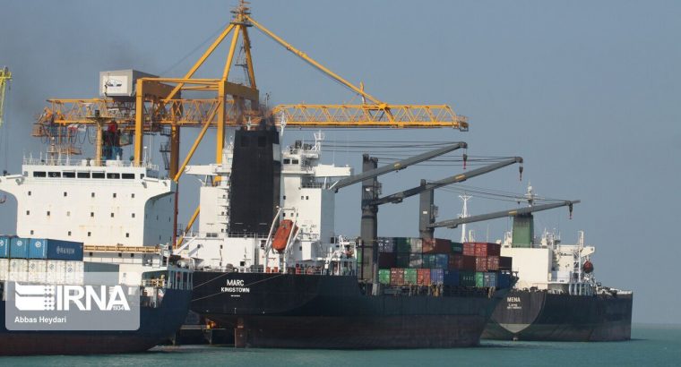 افزایش ۲۰ درصدی صادرات از مرزهای سه‌گانه آستارا نوید رونق تجارت خارجی