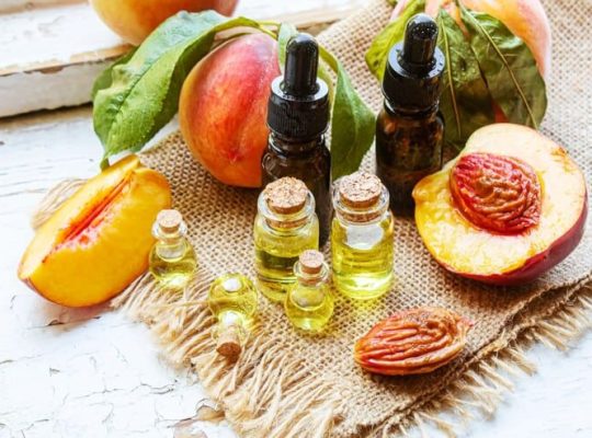 آیا مجاز به استفاده از هر نوع اسانس صنعتی با رایحه‌ای میوه‌ای در مواد شوینده هستیم؟