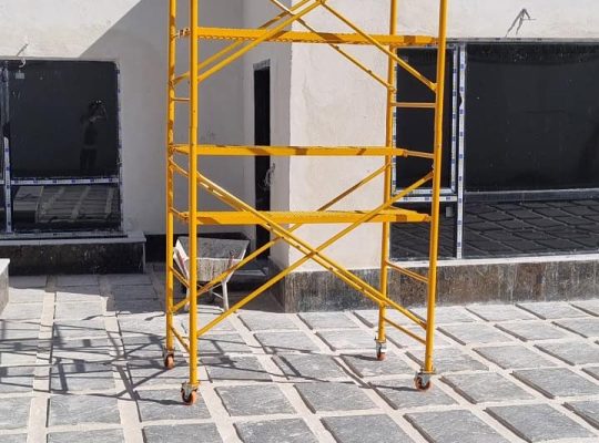 معرفی داربست متحرک؛ کاربرد و مزایای مهم در پروژه‌های ساختمانی