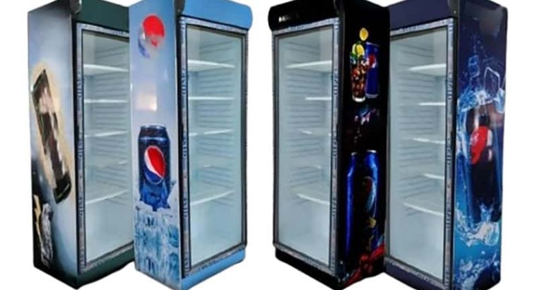نگهداری حرفه ای نوشیدنی ها با یخچال ایستاده کوچک اما کاربردی!