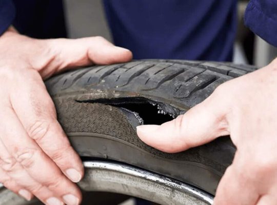 دلایل خراب شدن لاستیک ماشین و نکات طلایی نگهداری از آن