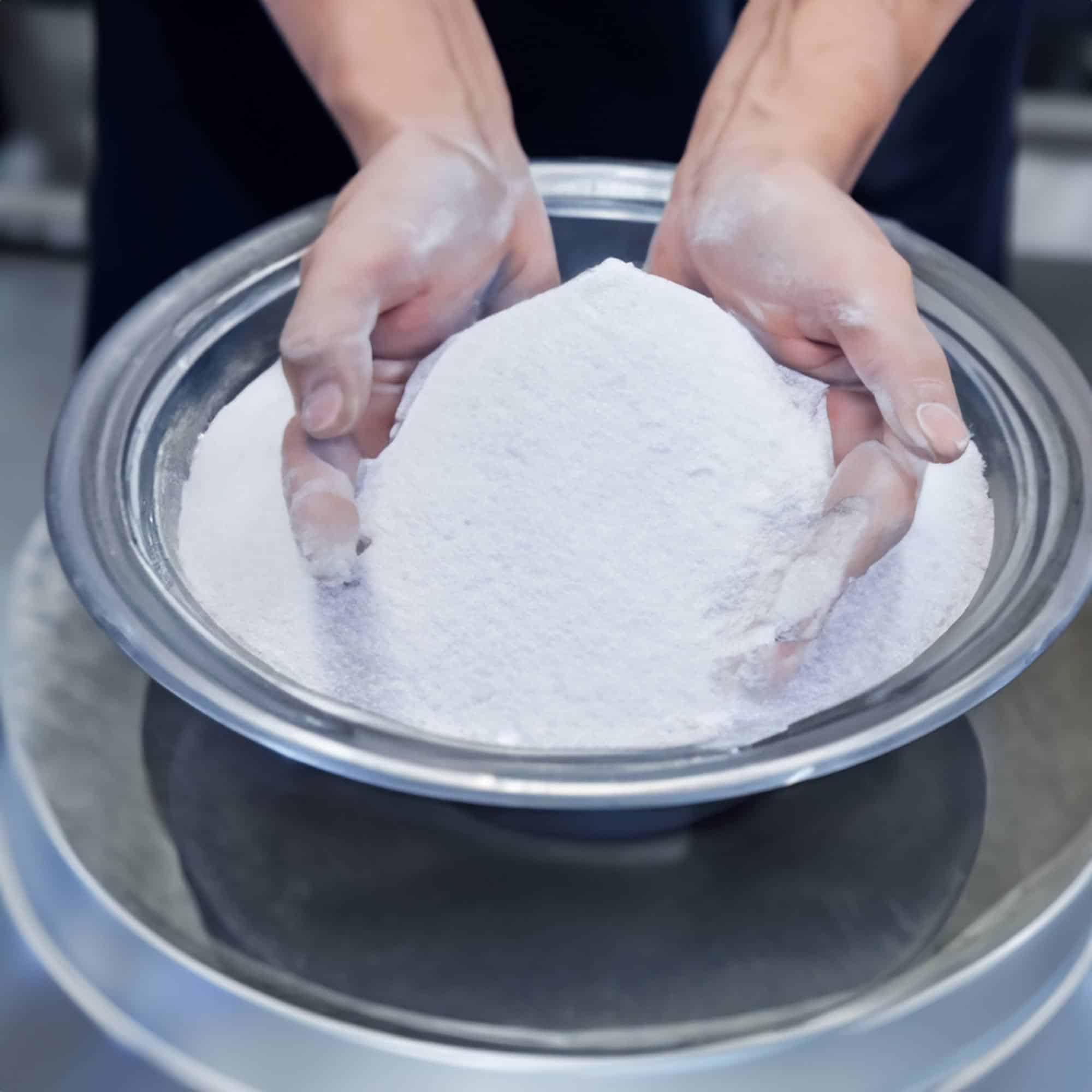 خرید عمده رزین پودری در کارینا شیمی