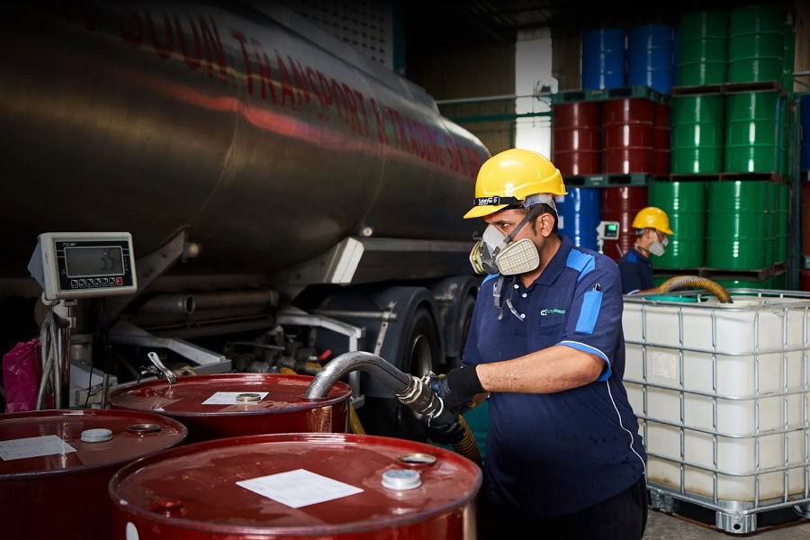 خرید مواد شیمیایی صنعتی