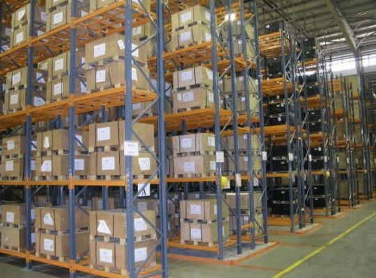 قفسهبندی انبار صنعتی با قفسه راک؛ انتخابی هوشمندانه برای مدیریت فضای انبار