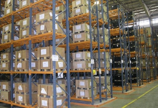 قفسهبندی انبار صنعتی با قفسه راک؛ انتخابی هوشمندانه برای مدیریت فضای انبار