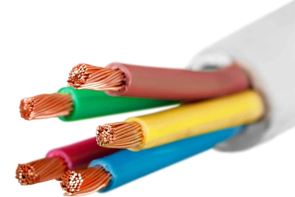 تولید انواع کابل‌های برق