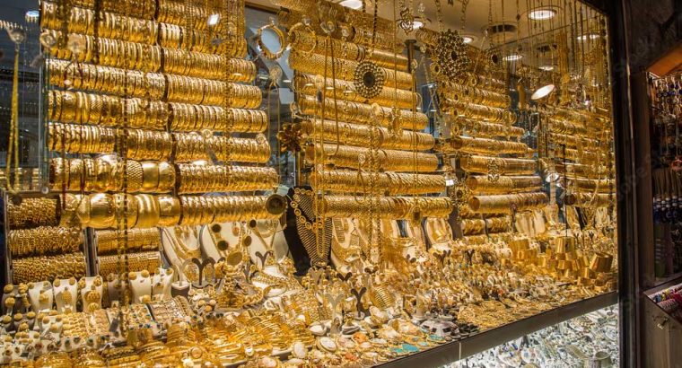 اهمیت ویترین در فروش طلا و جواهر