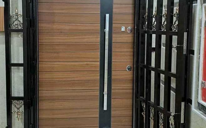 قیمت حفاظ درب آپارتمان؛ راهنمای کامل بررسی هزینهها و عوامل موثر در سال ۱۴۰۵